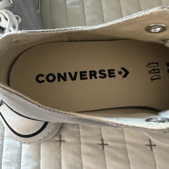 Spring into Springtime with Converse - Picture 3 of 4